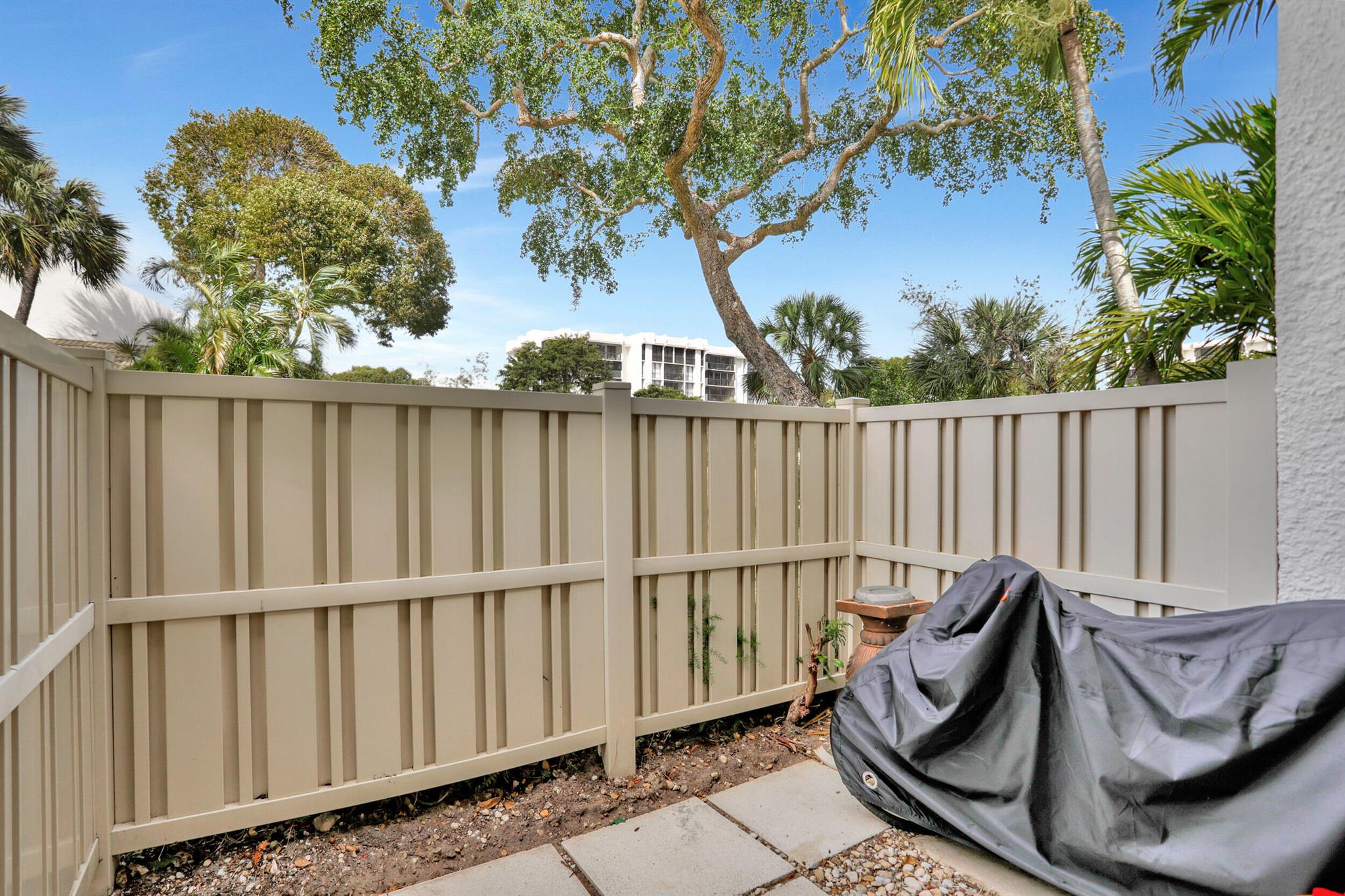1109 Bridgewood Place