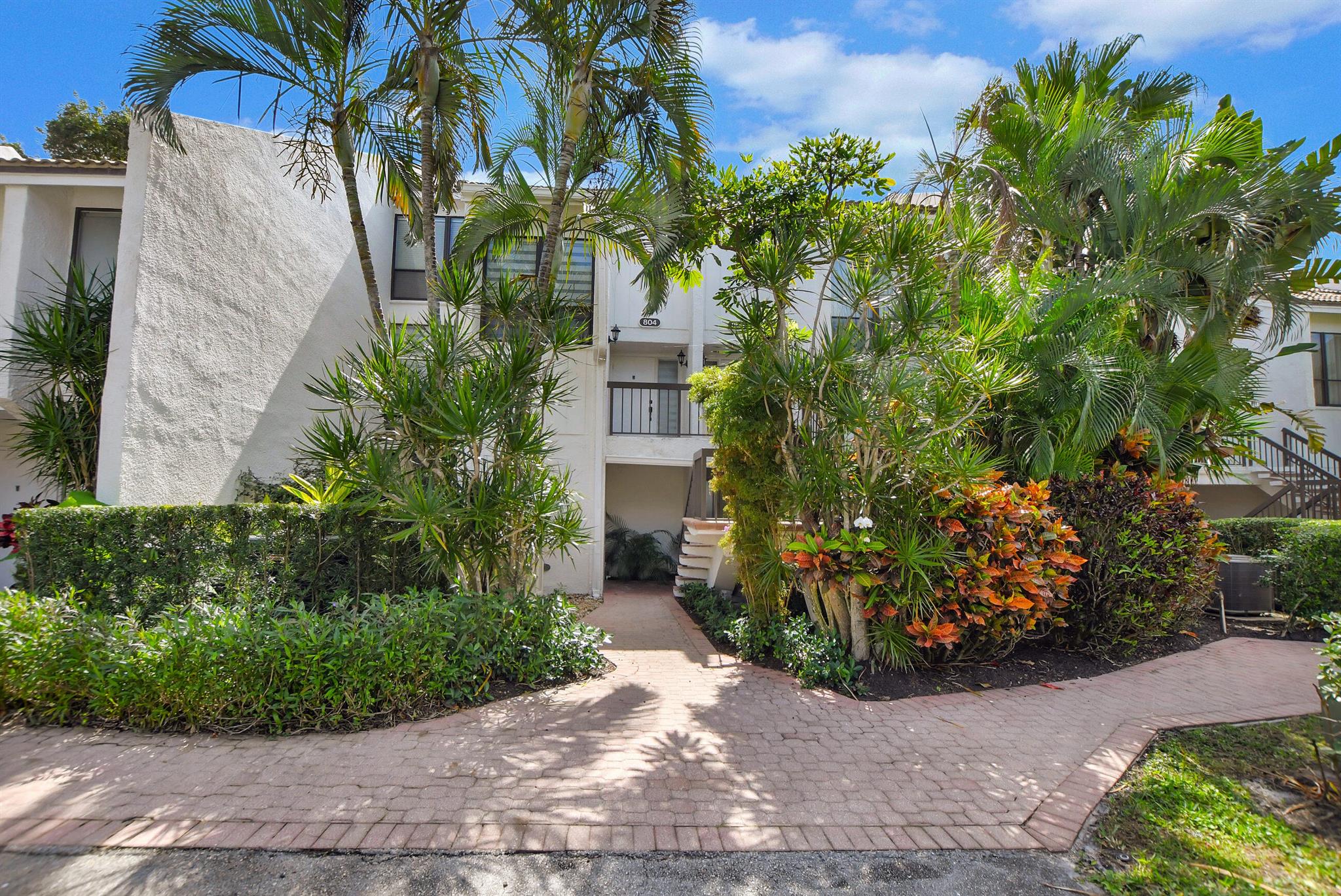 804 Bridgewood Place