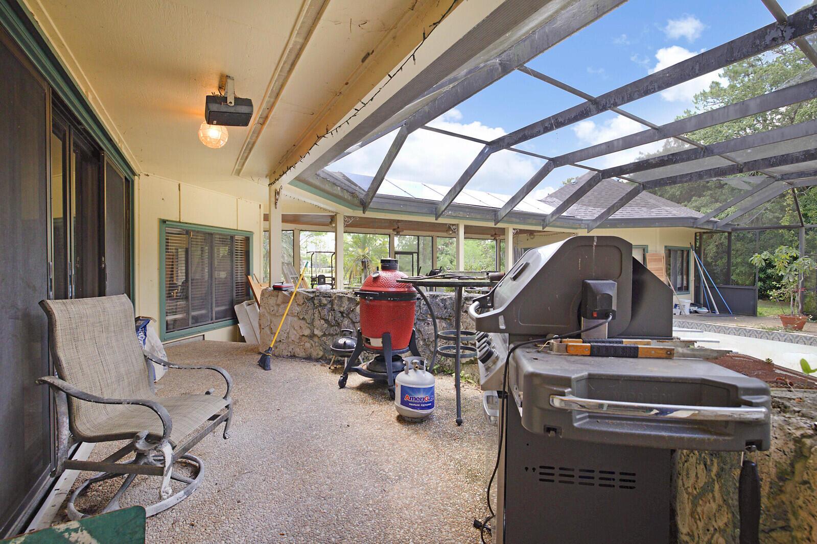 18363 Island Oak Avenue