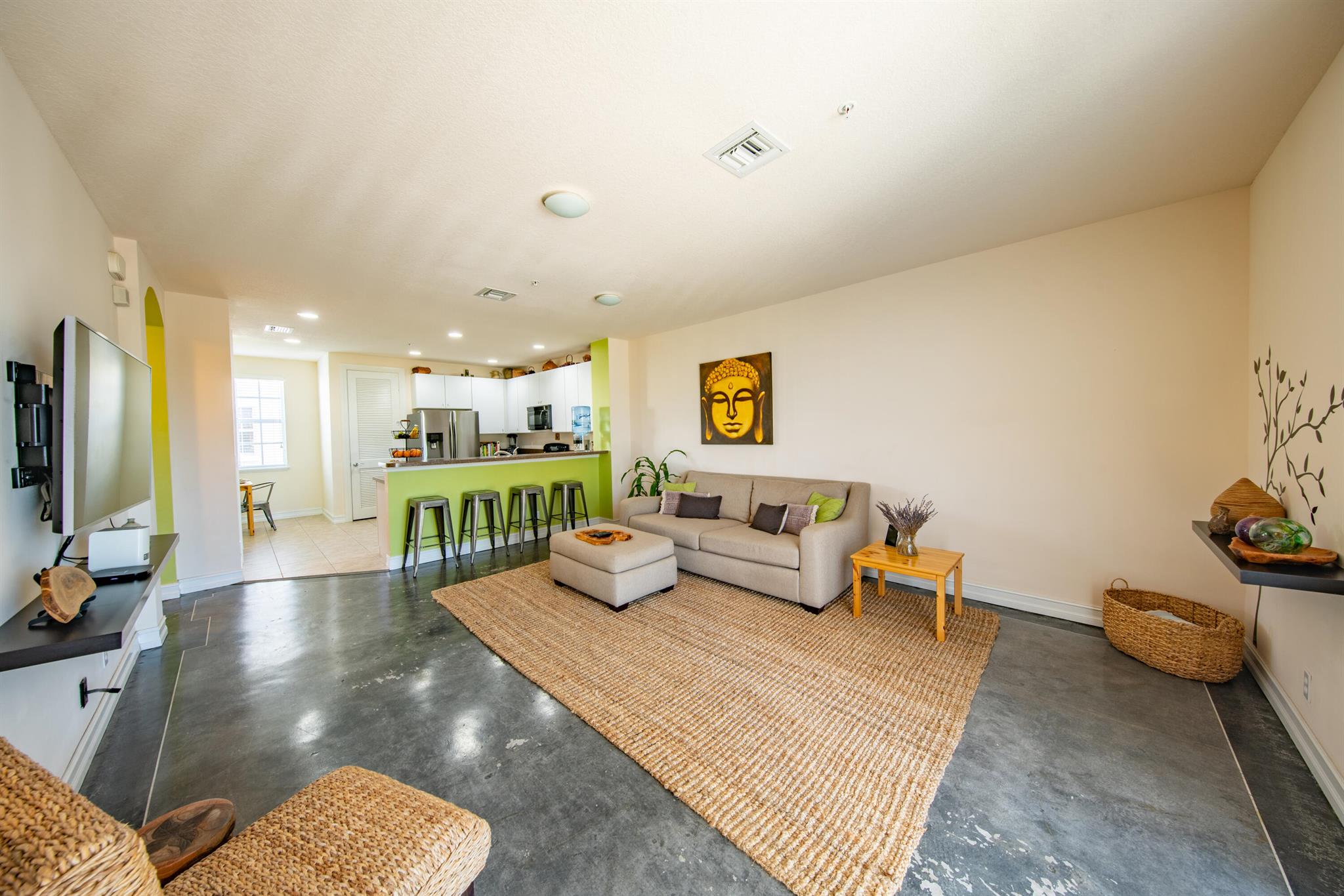 105 SW 2nd Avenue
