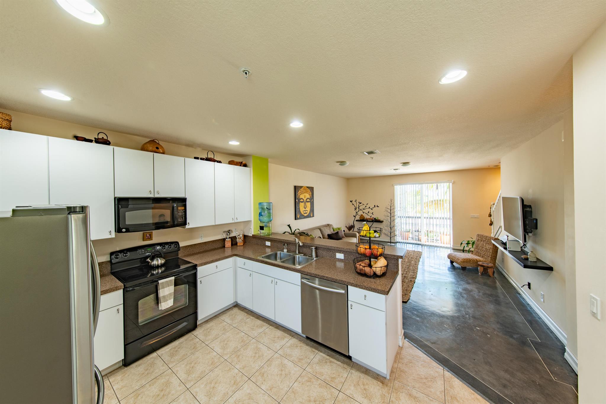 105 SW 2nd Avenue