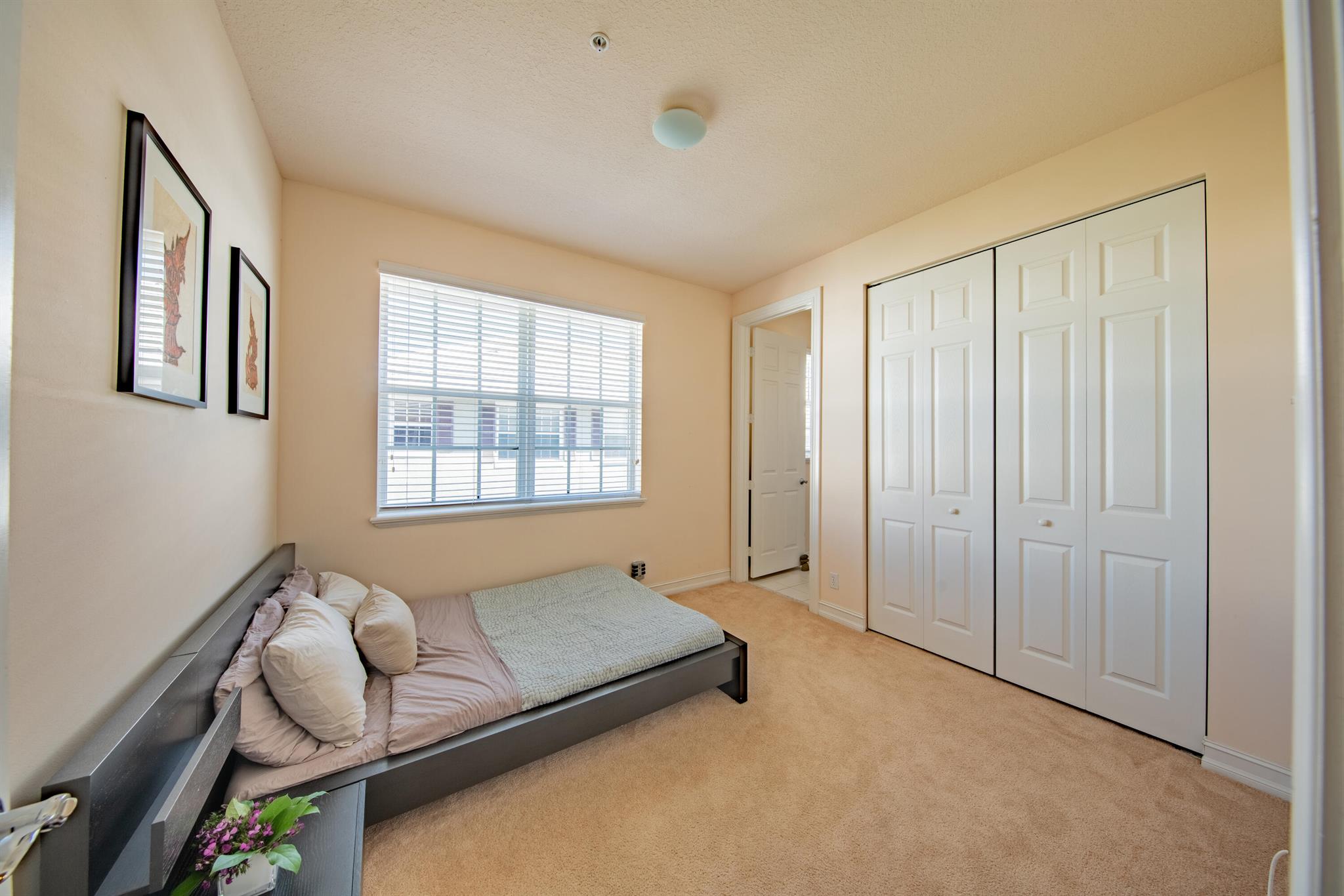 105 SW 2nd Avenue
