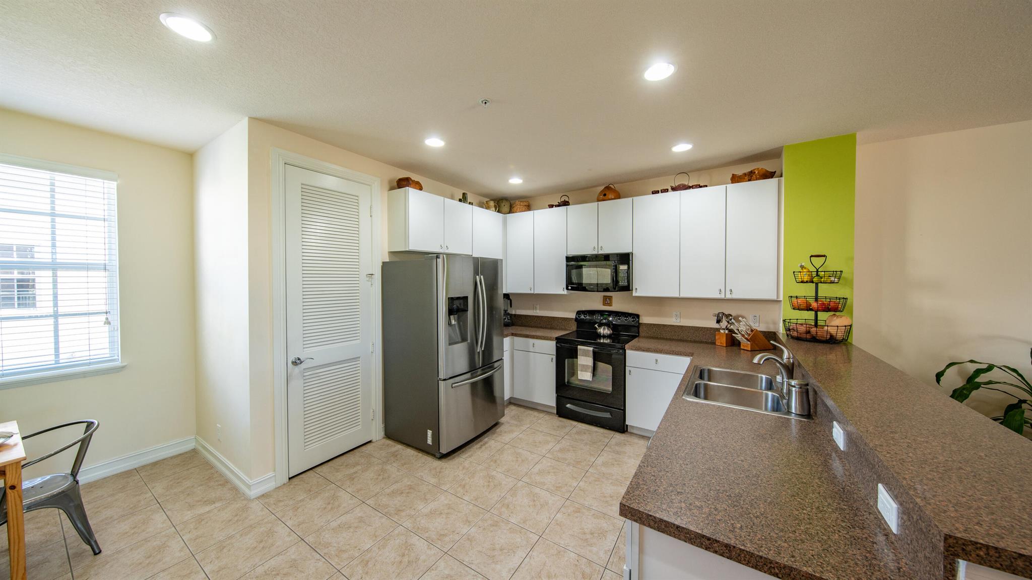 105 SW 2nd Avenue