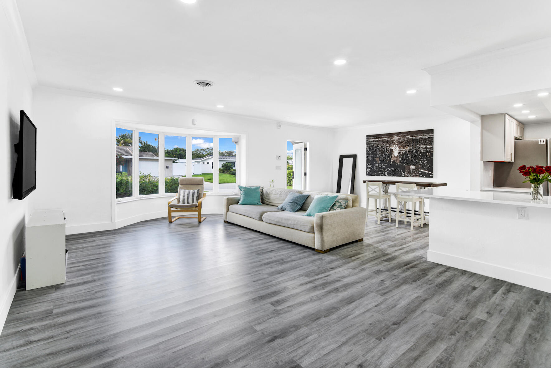 1235 SE 7th Court