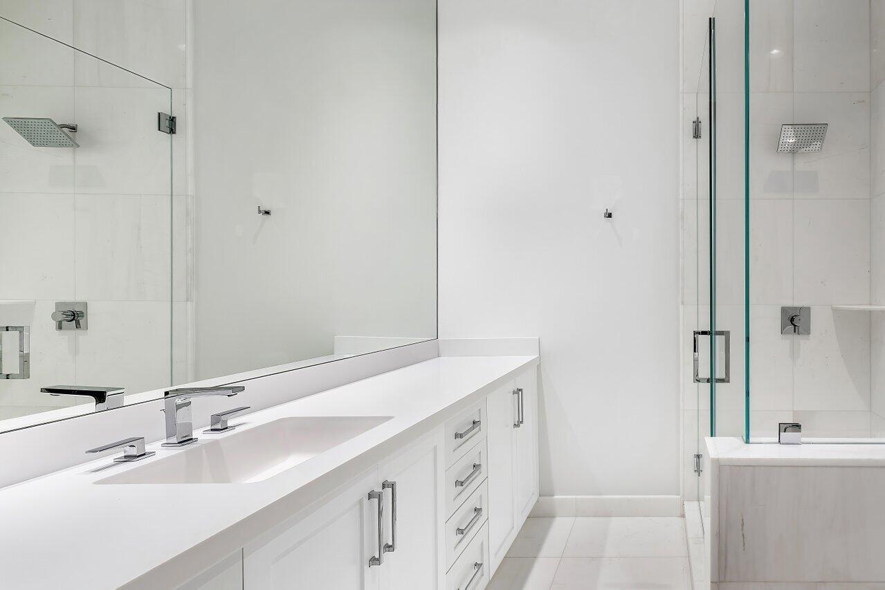 16566 Sagamore Bridge Way