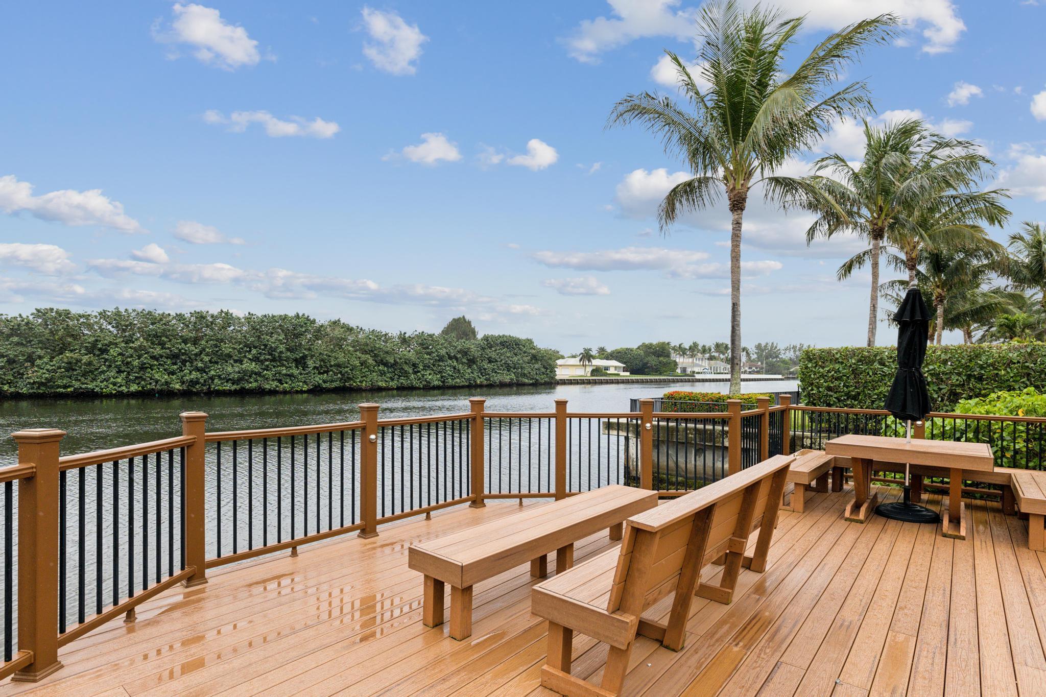 1075 Kokomo Key Lane