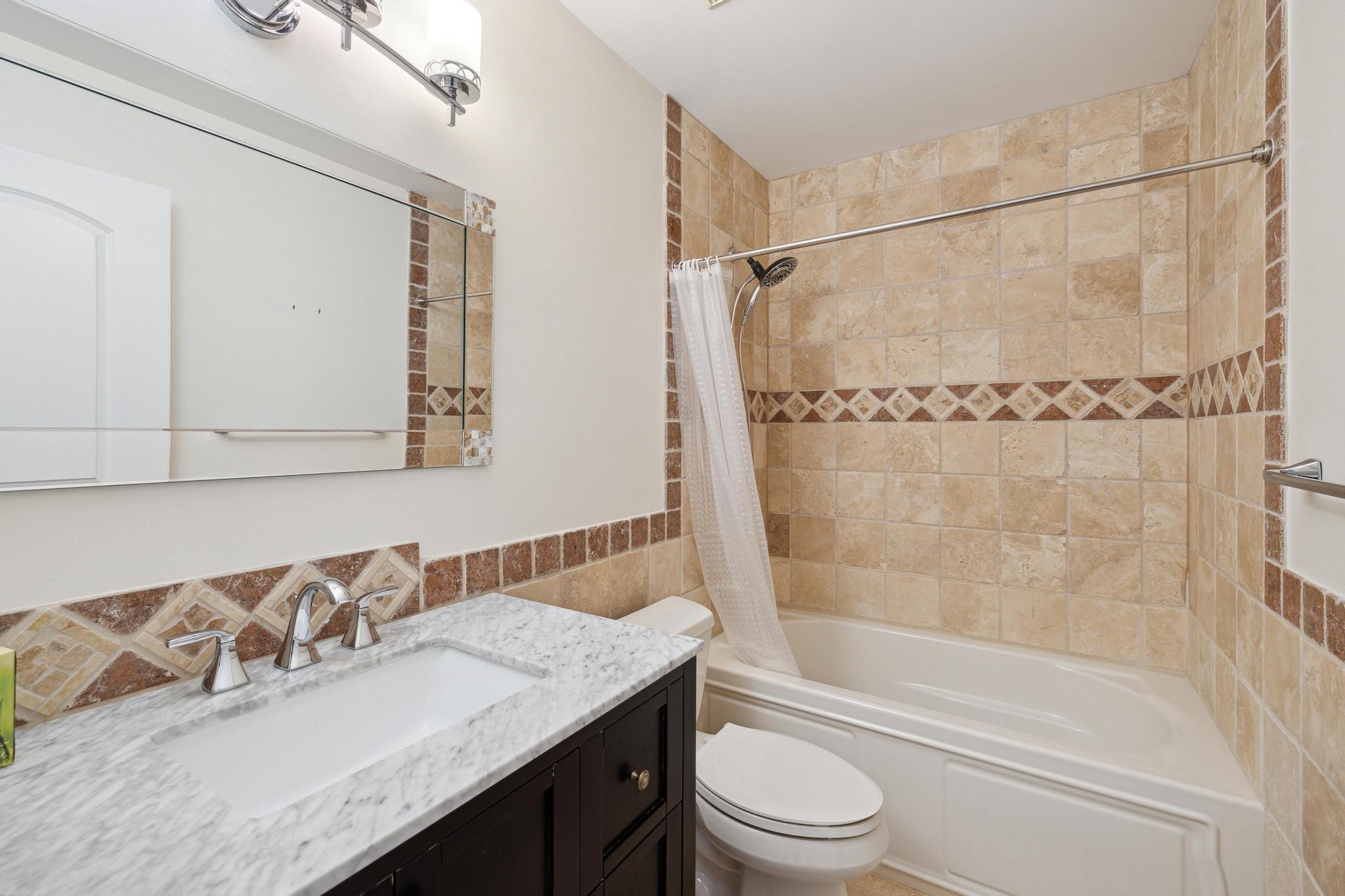 1075 Kokomo Key Lane