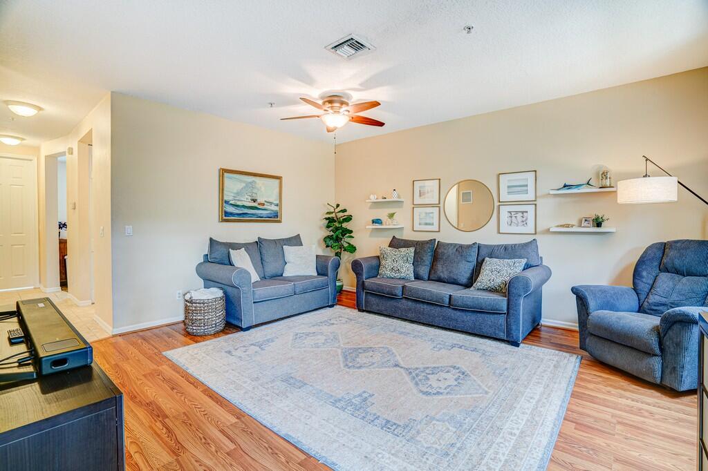 1578 Grande Cull Way