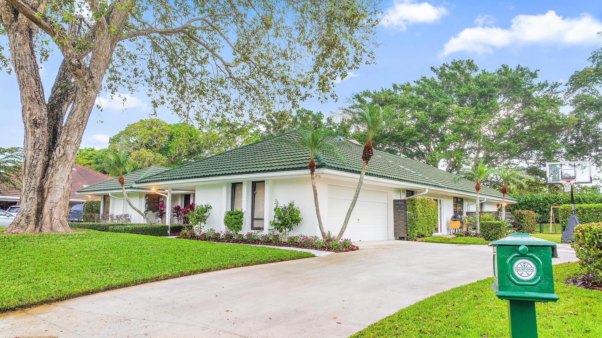 92 Dunbar Road E