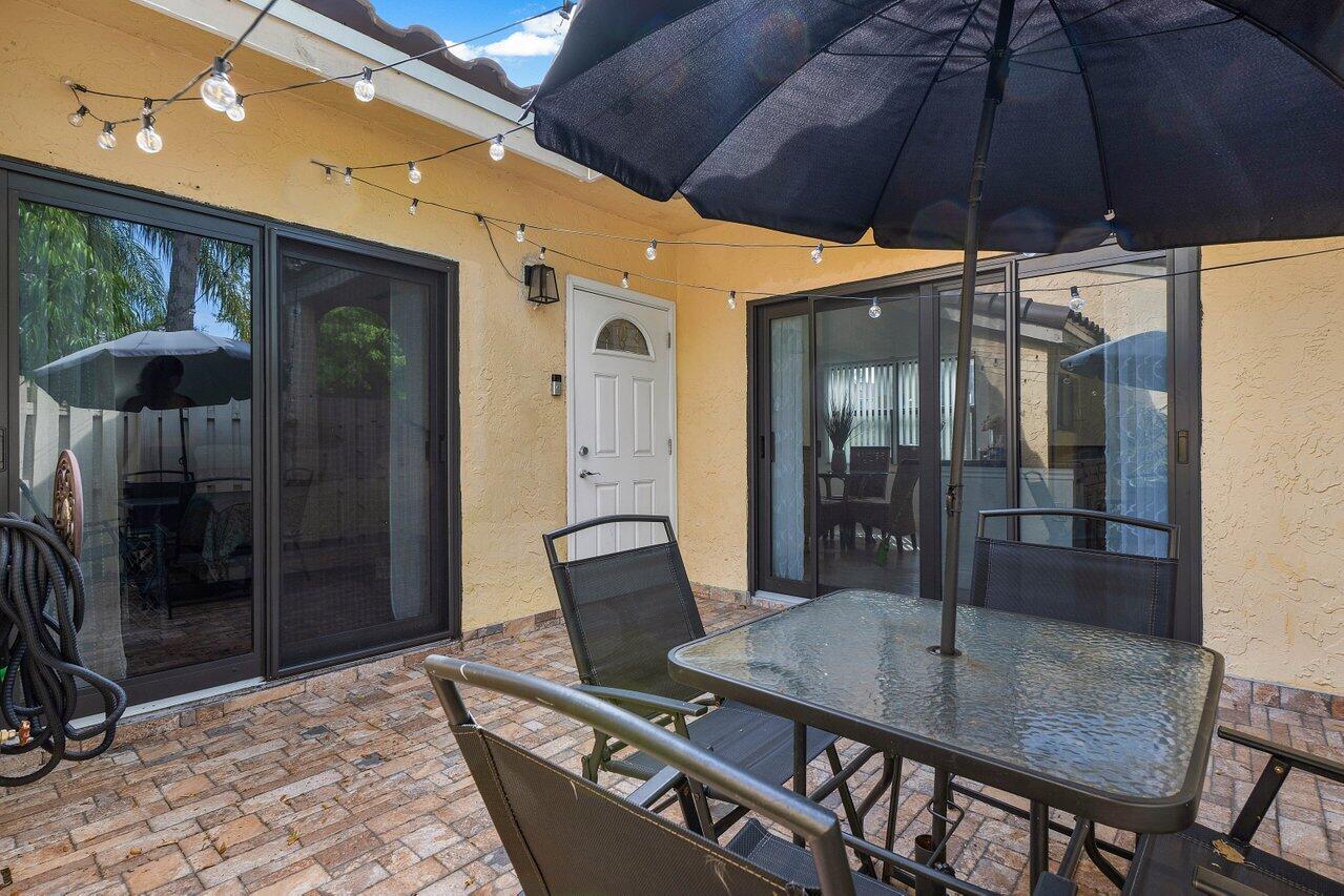 22346 Pineapple Walk Drive
