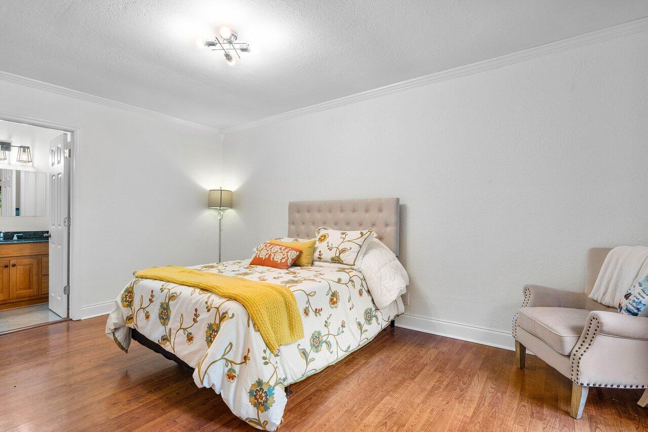 22346 Pineapple Walk Drive