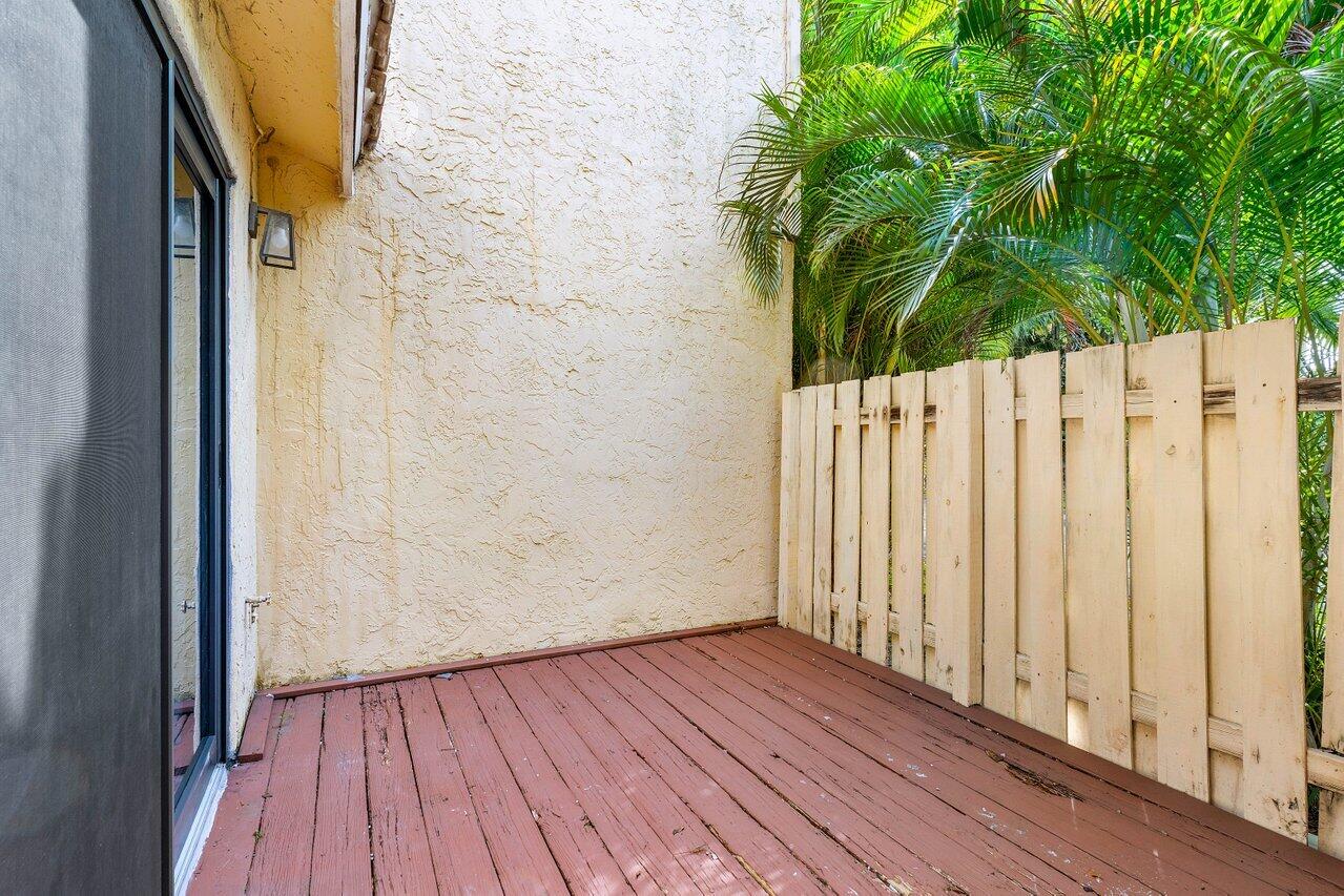 22346 Pineapple Walk Drive