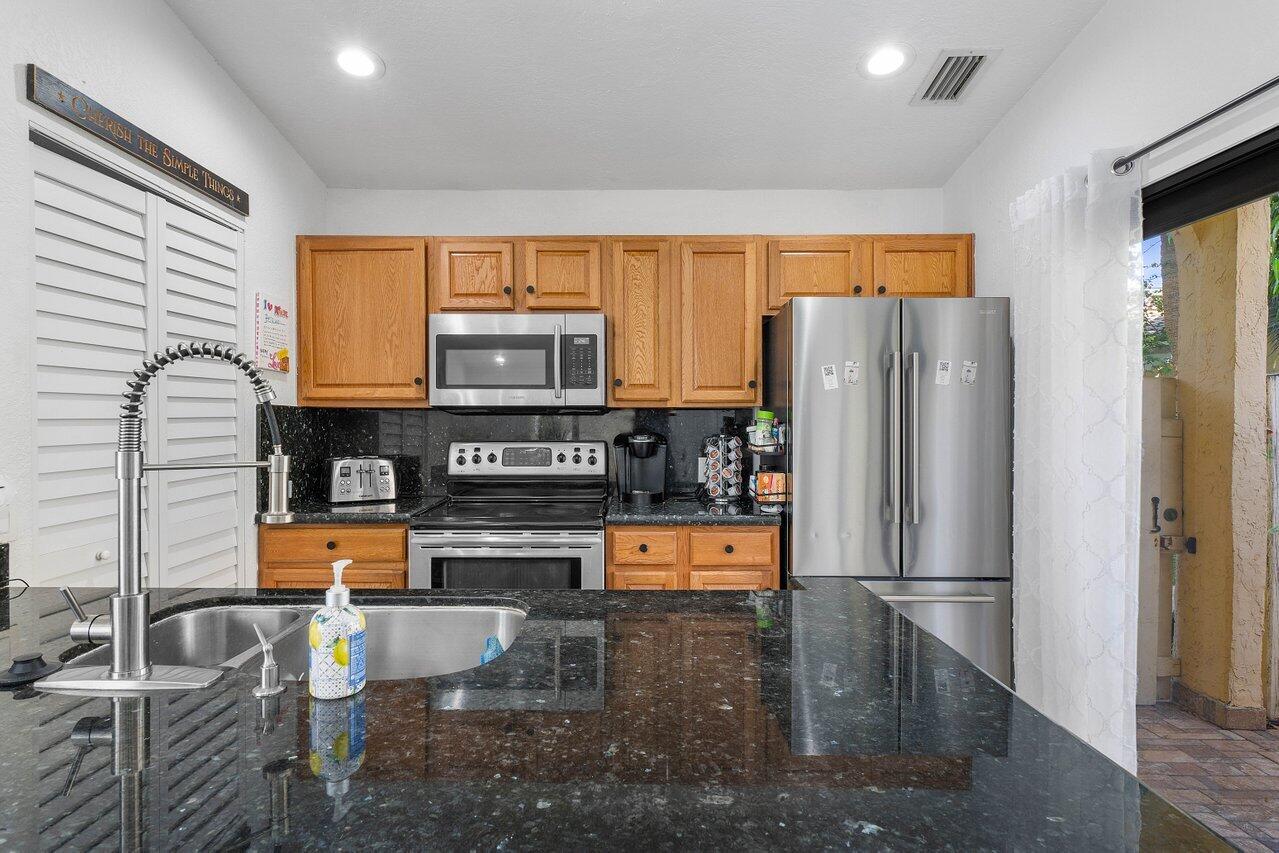 22346 Pineapple Walk Drive