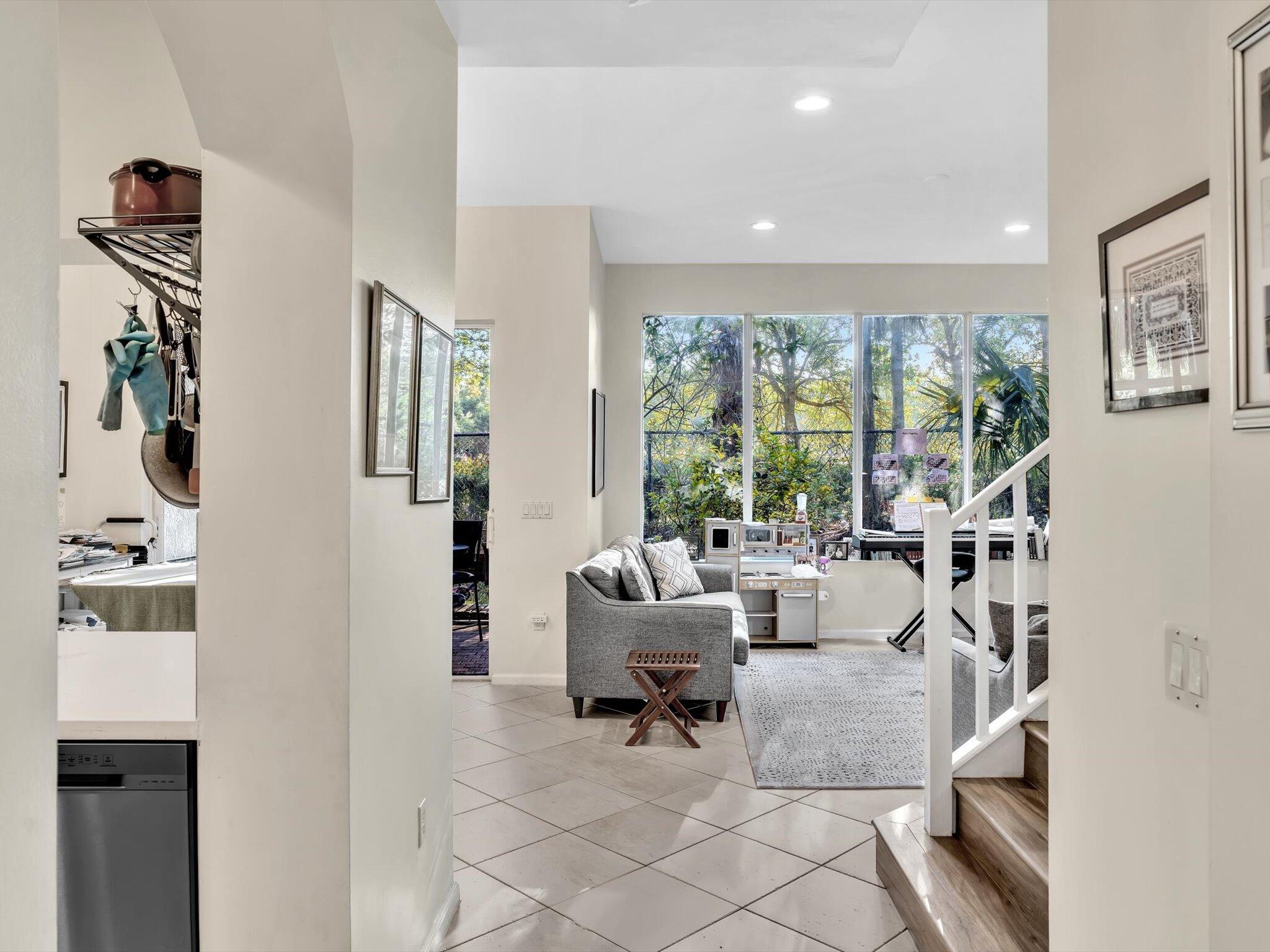 6407 Bella Circle 403