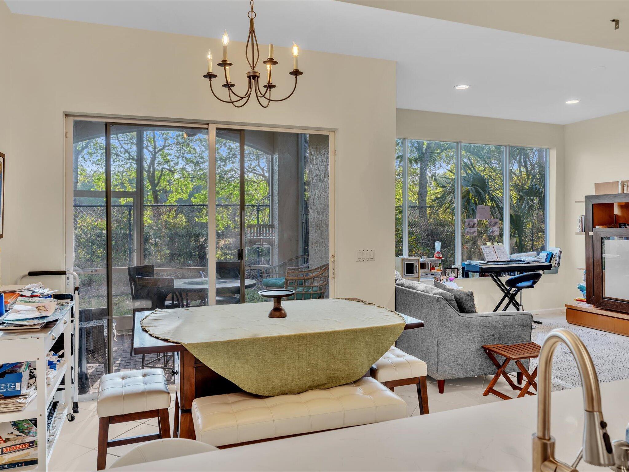 6407 Bella Circle 403