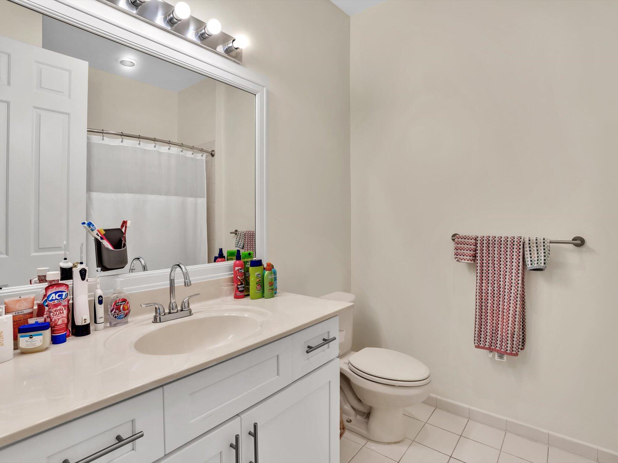 6407 Bella Circle 403