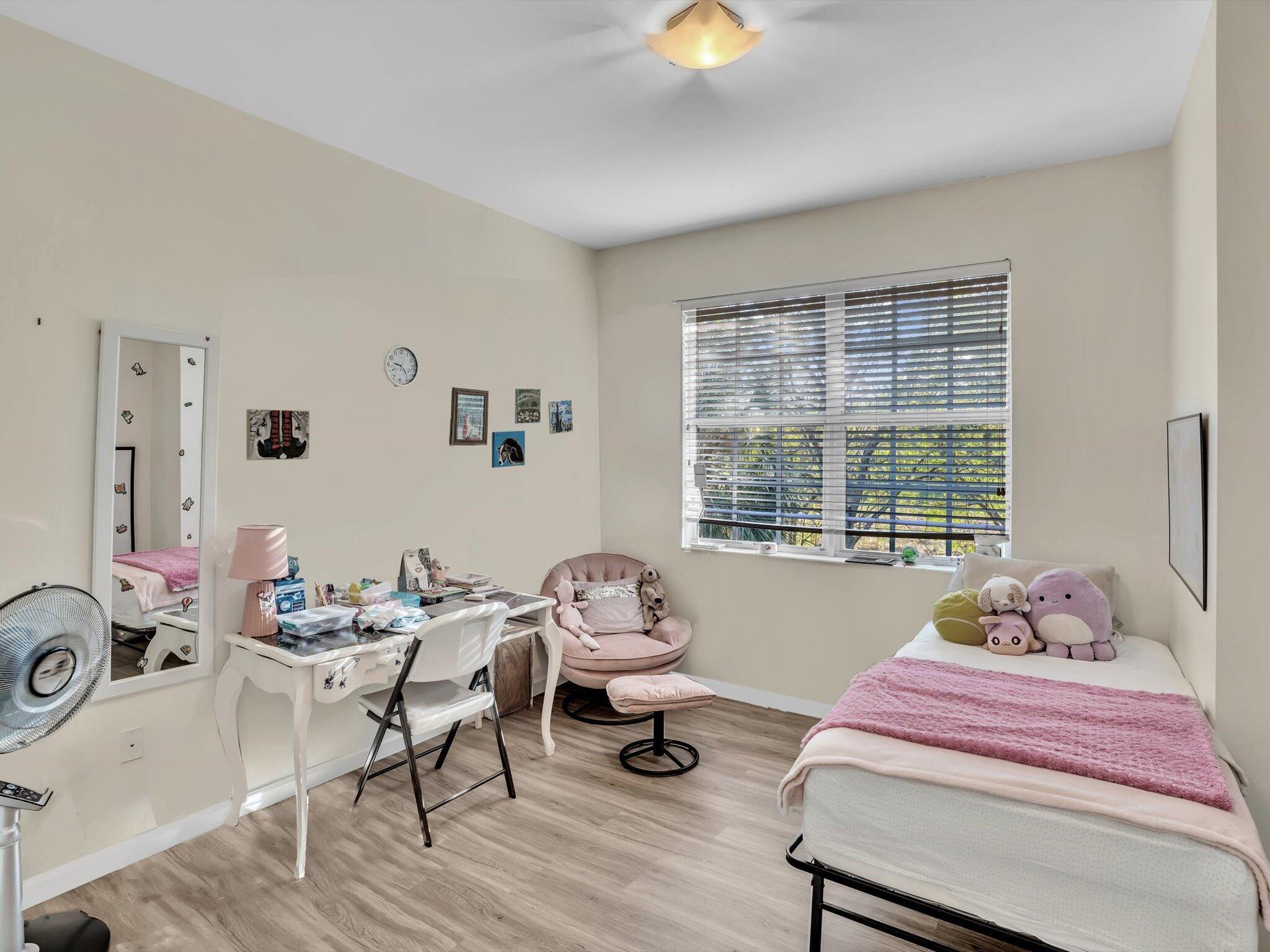 6407 Bella Circle 403