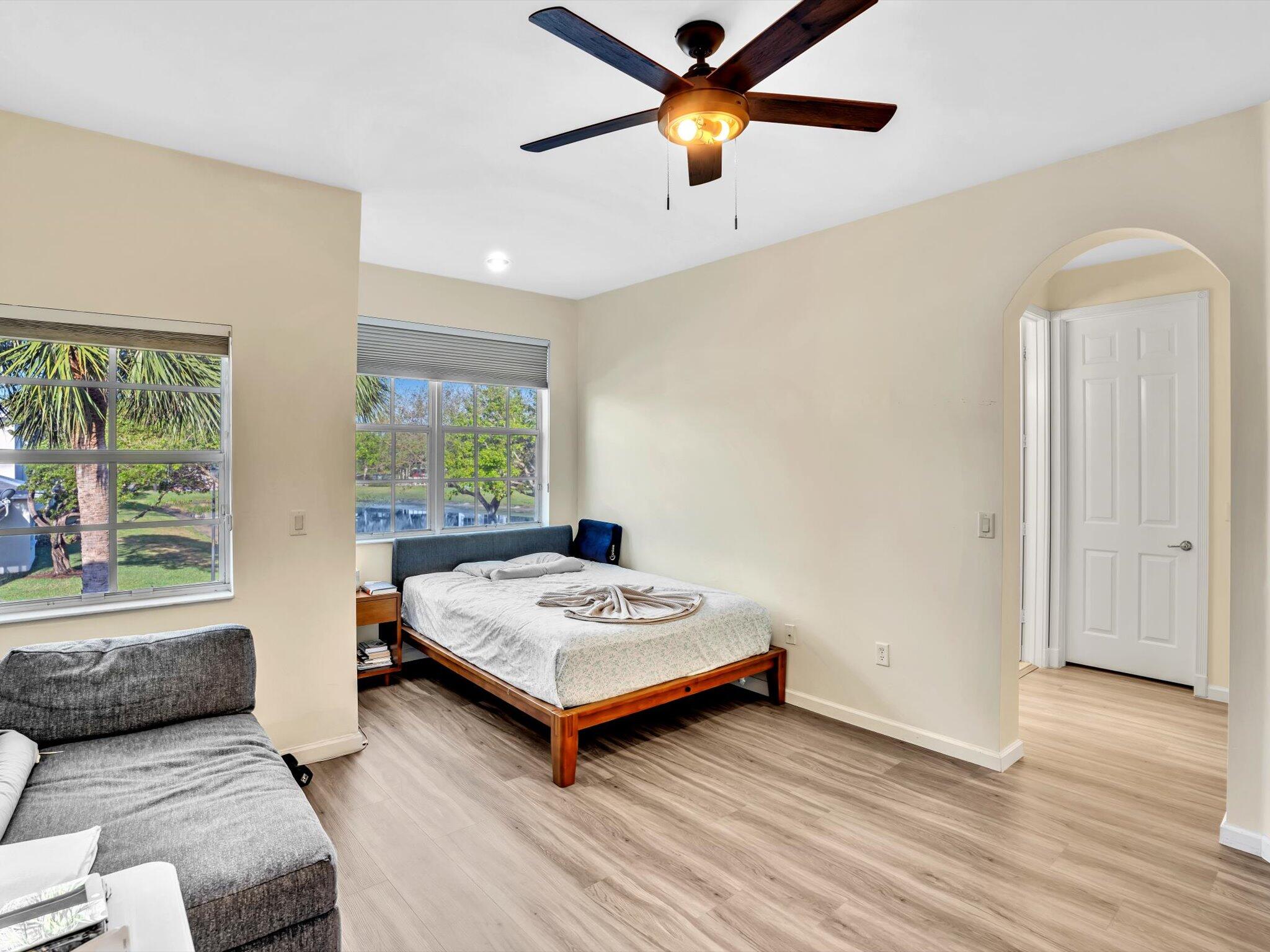 6407 Bella Circle 403