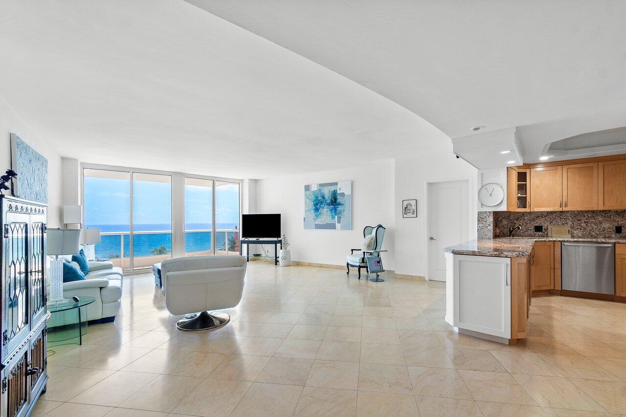 700 S Ocean Boulevard 504