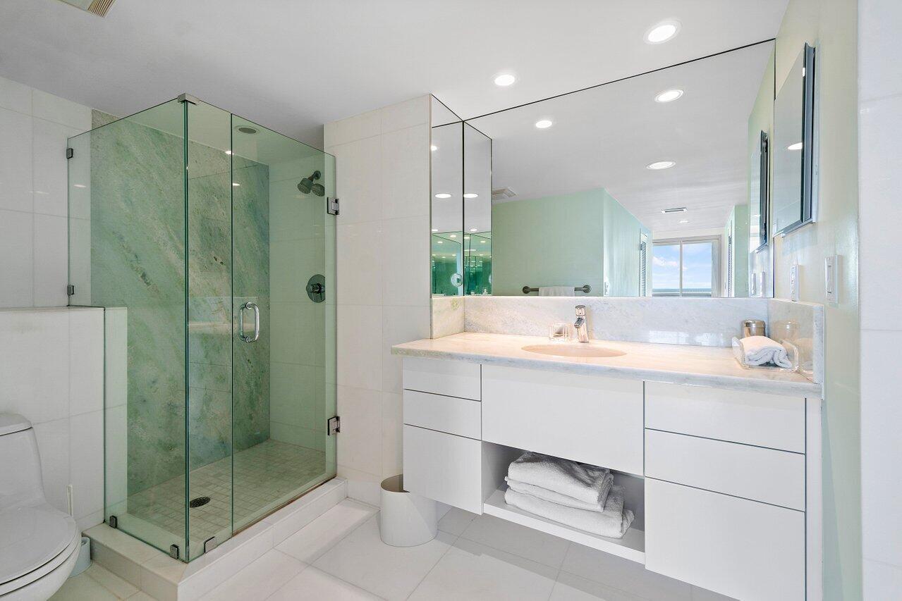 700 S Ocean Boulevard 504