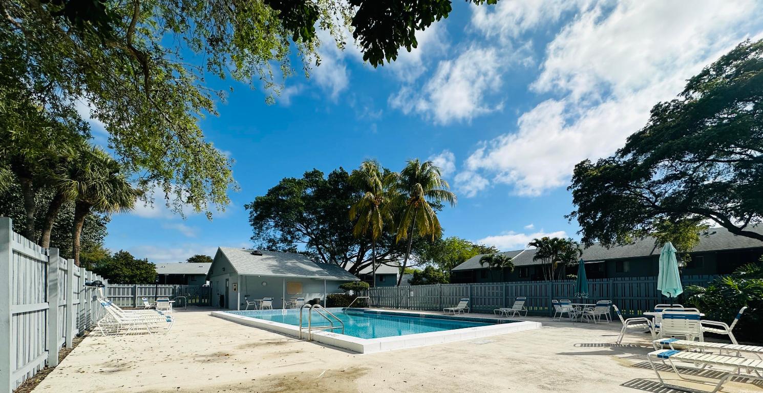 2245 SW 22nd Avenue 2010