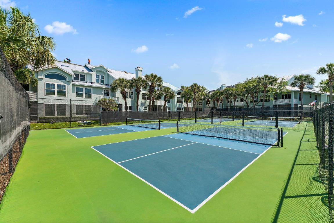 305 Mainsail Circle