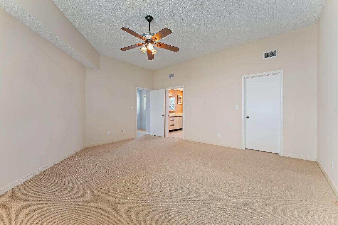 305 Mainsail Circle