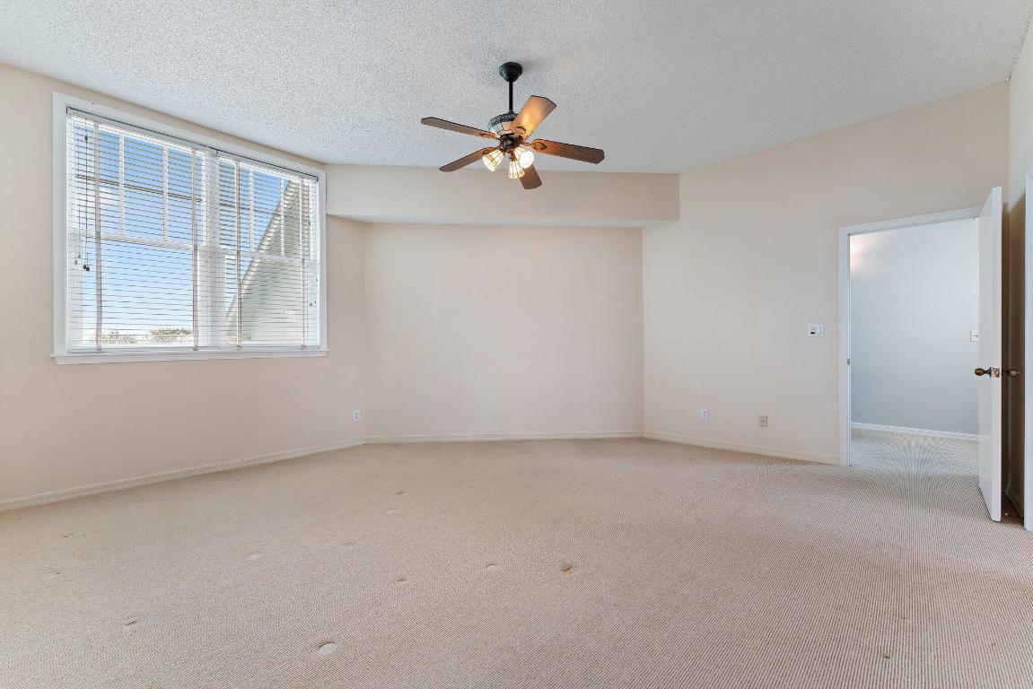 305 Mainsail Circle