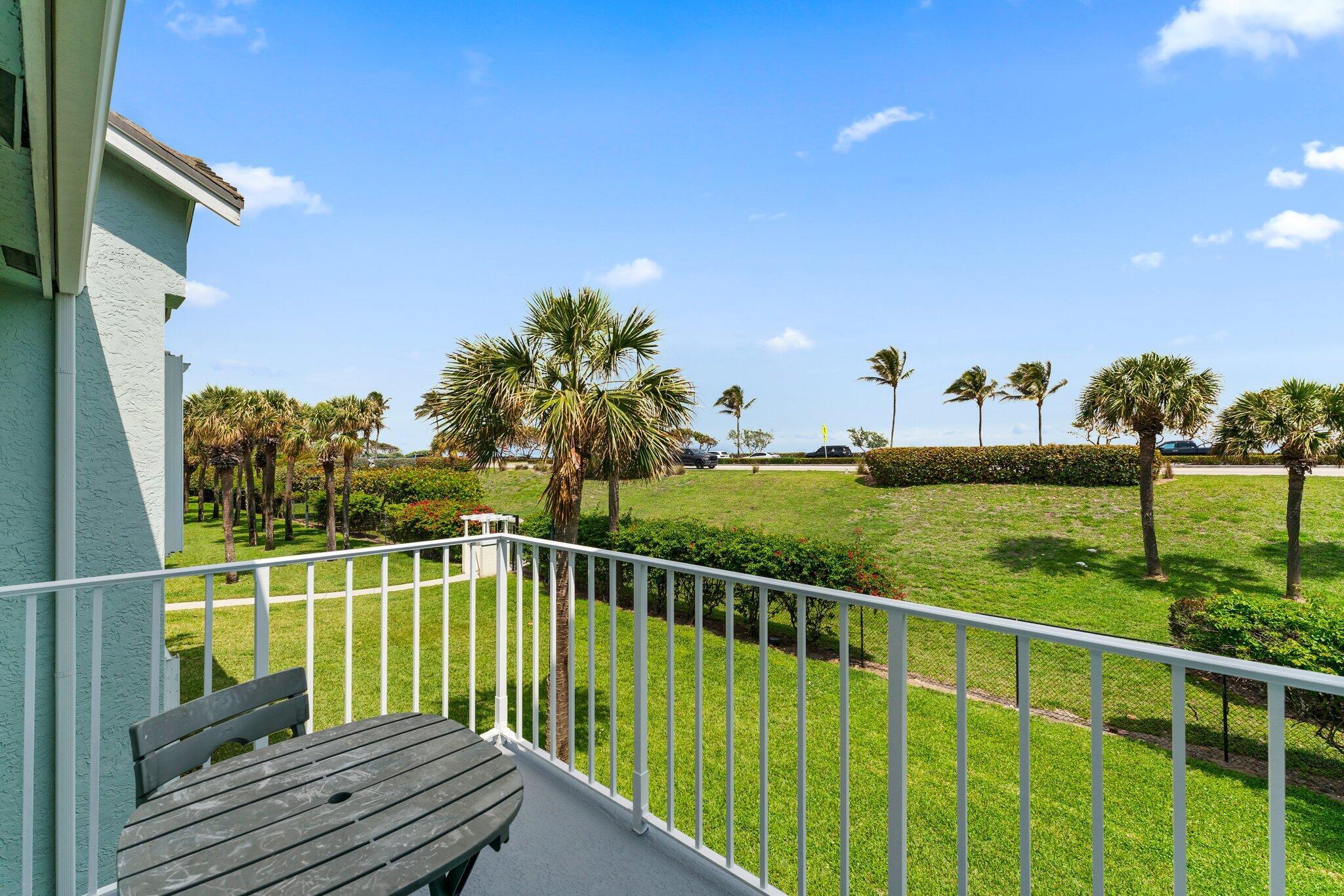 305 Mainsail Circle
