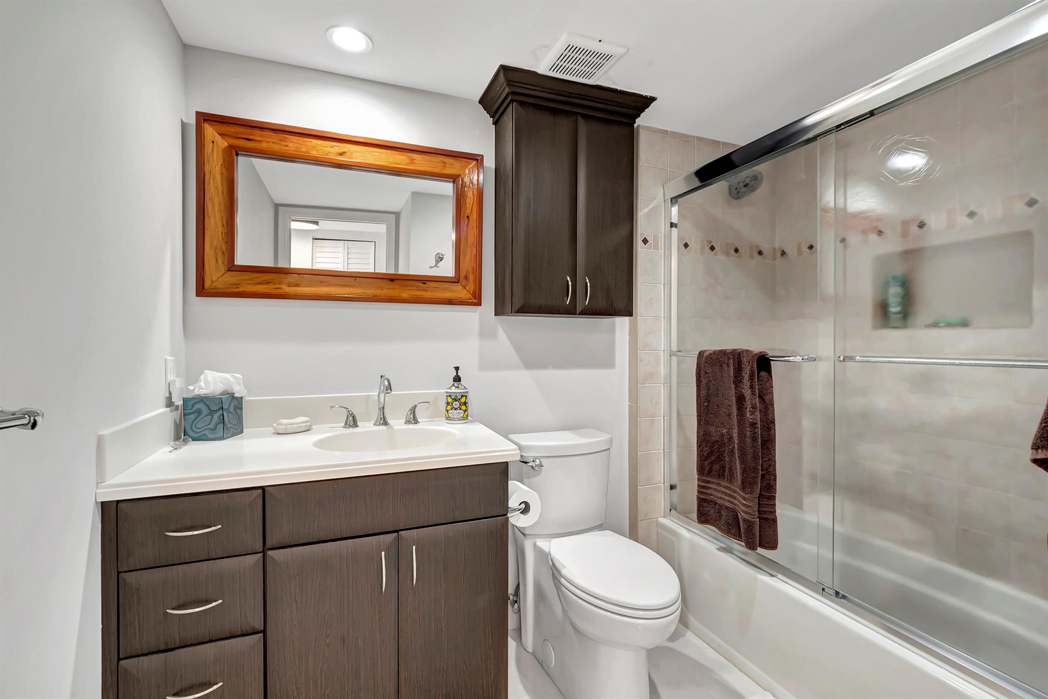 7819 Lakeside Boulevard 852