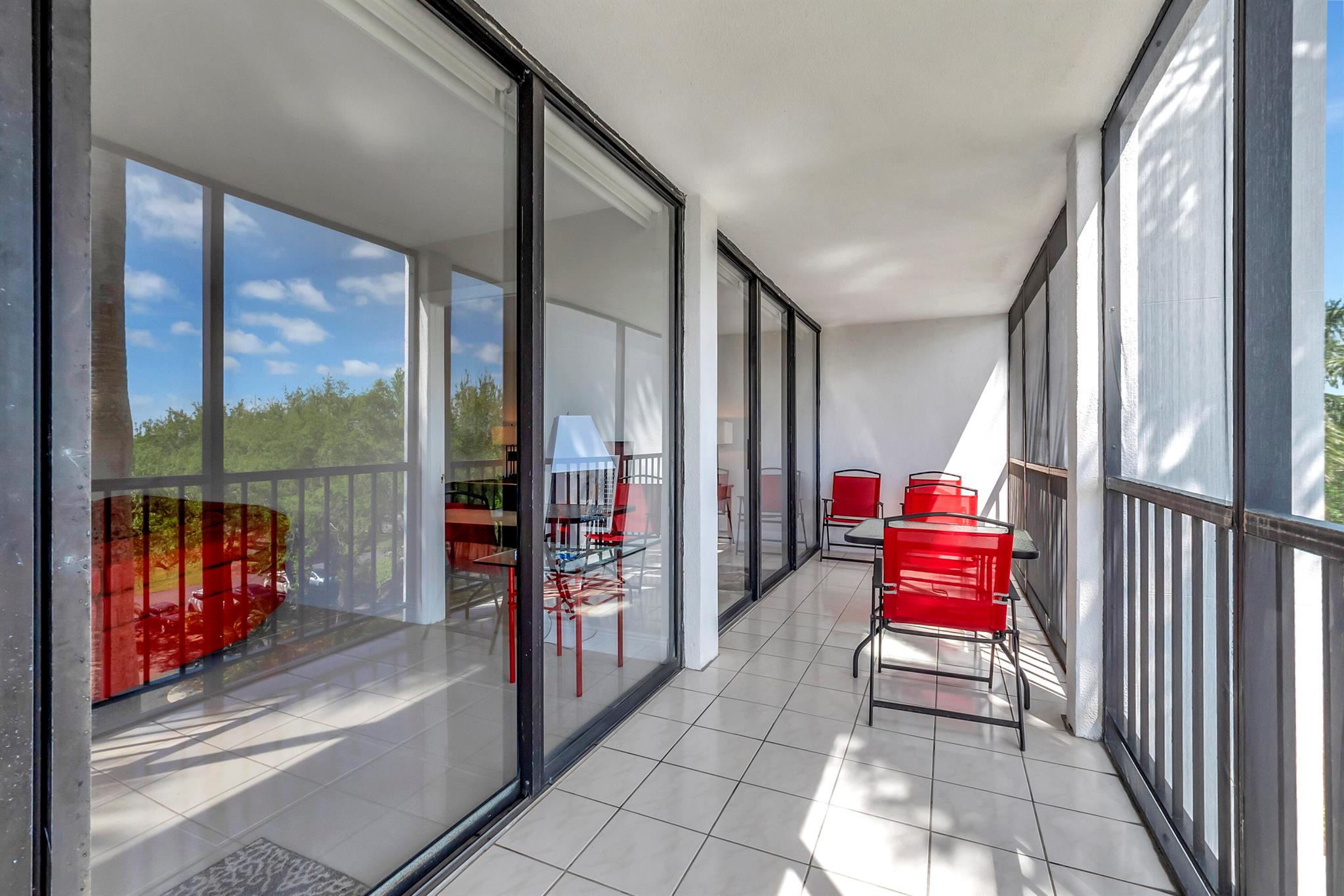 7819 Lakeside Boulevard 852