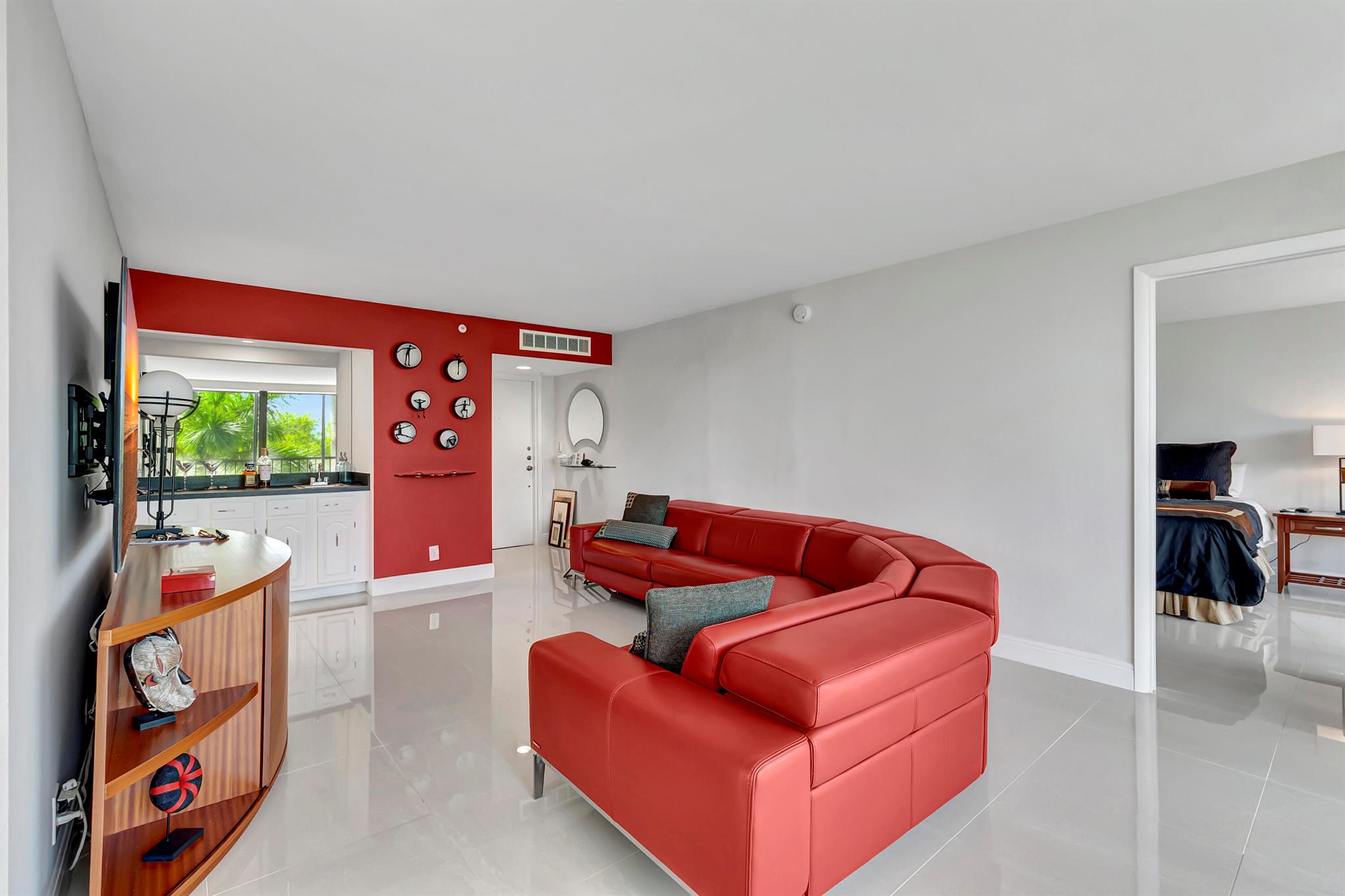 7819 Lakeside Boulevard 852
