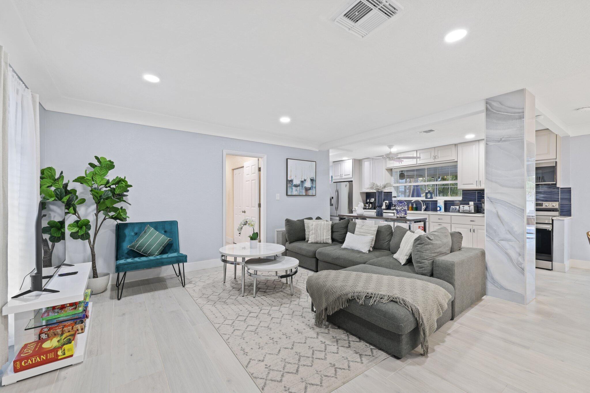 1411 SE 7th Court