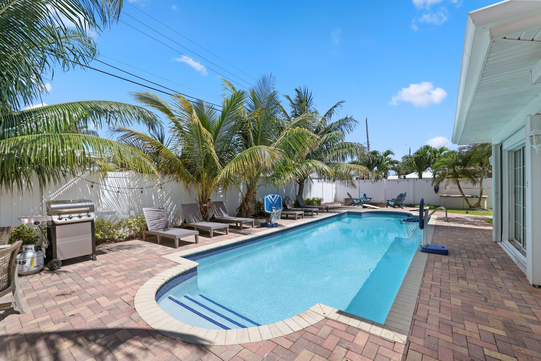 1411 SE 7th Court