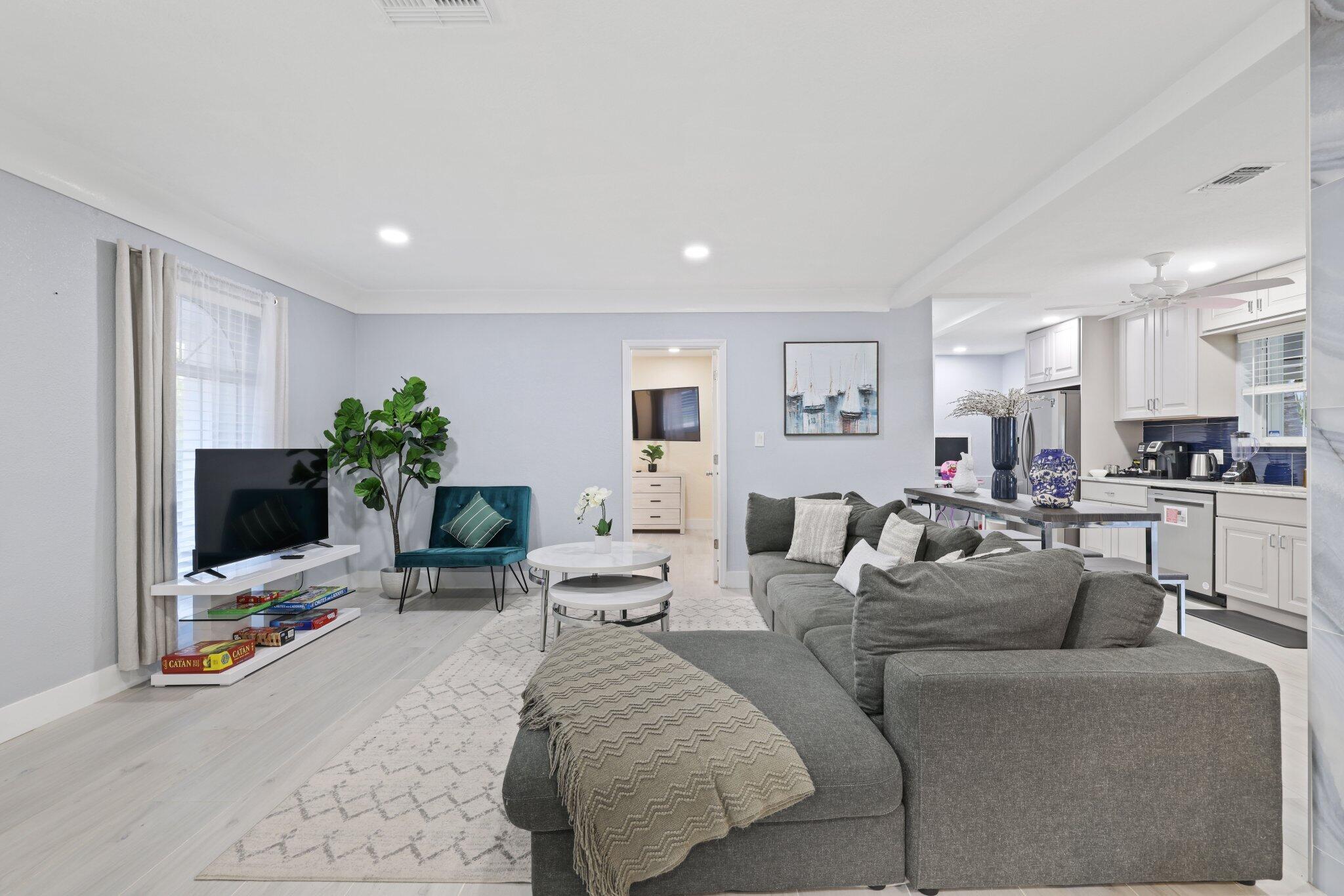 1411 SE 7th Court