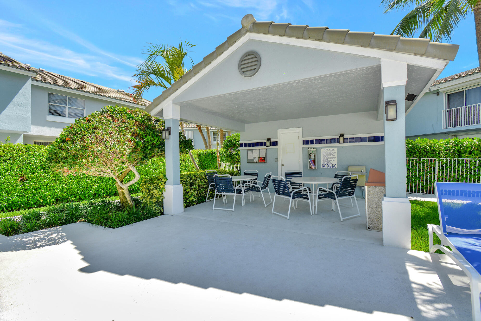 1068 E Jeffery Street