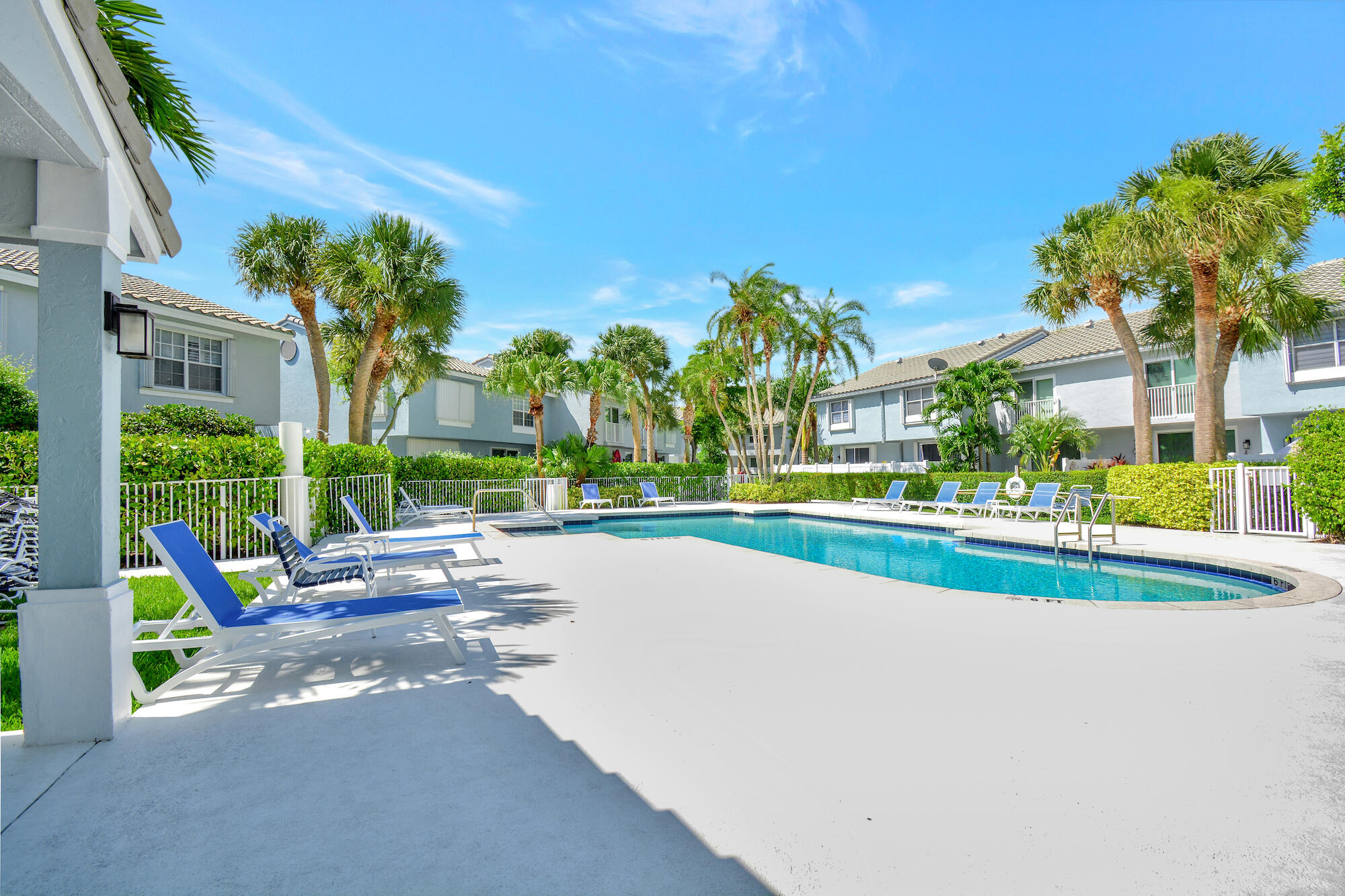 1068 E Jeffery Street