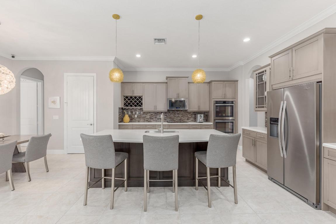 6447 SW Key Deer Lane