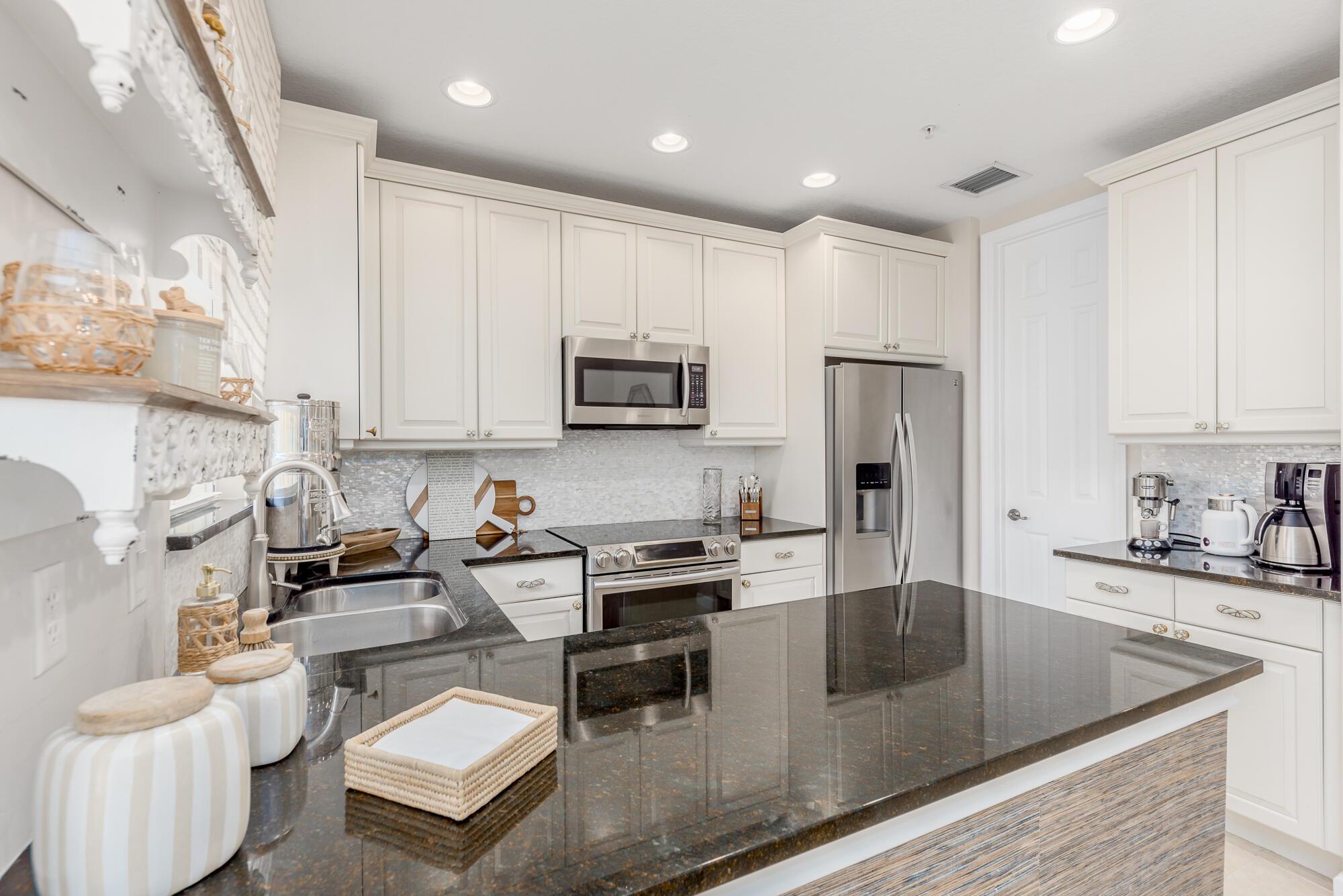 2442 San Pietro Circle