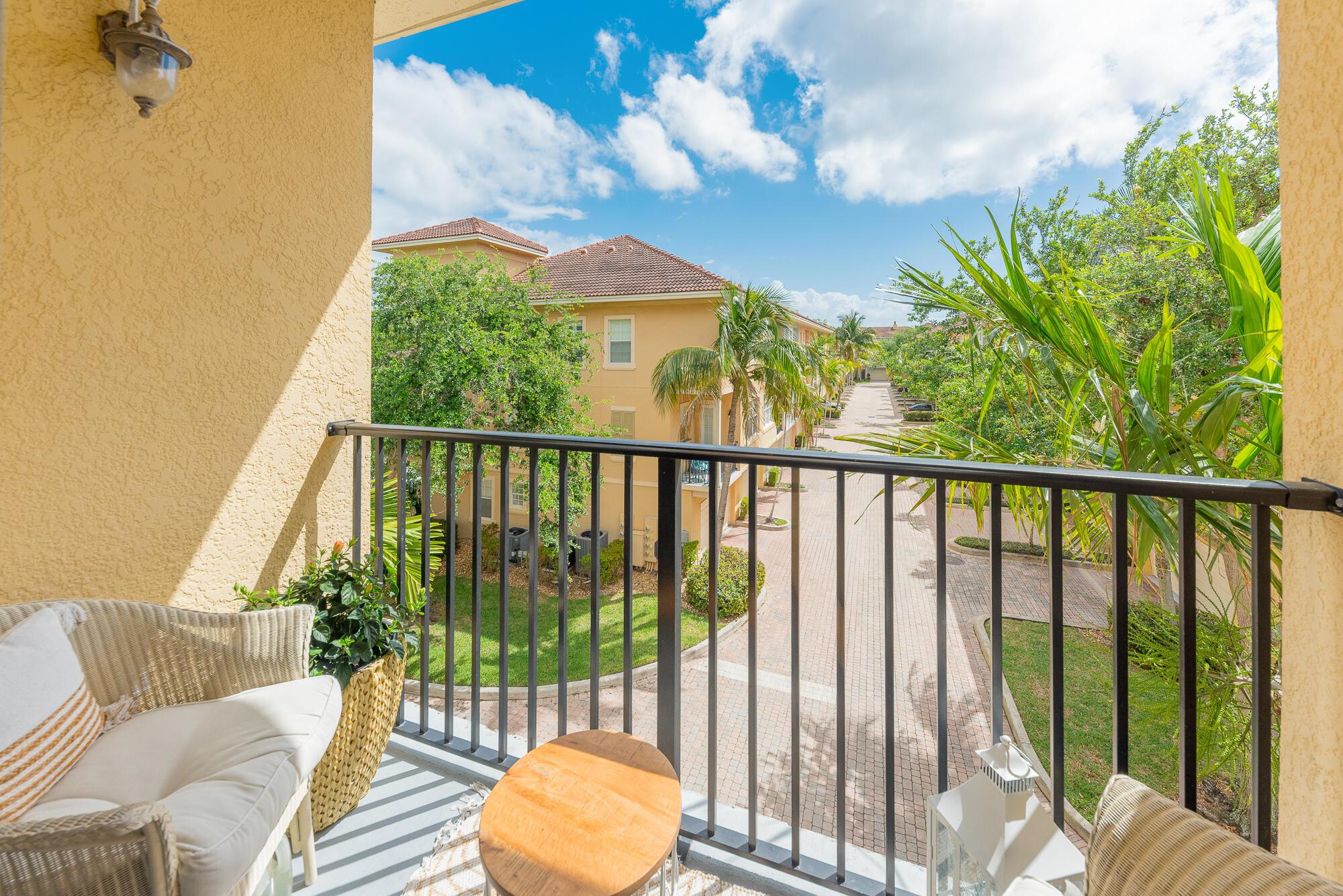 2442 San Pietro Circle