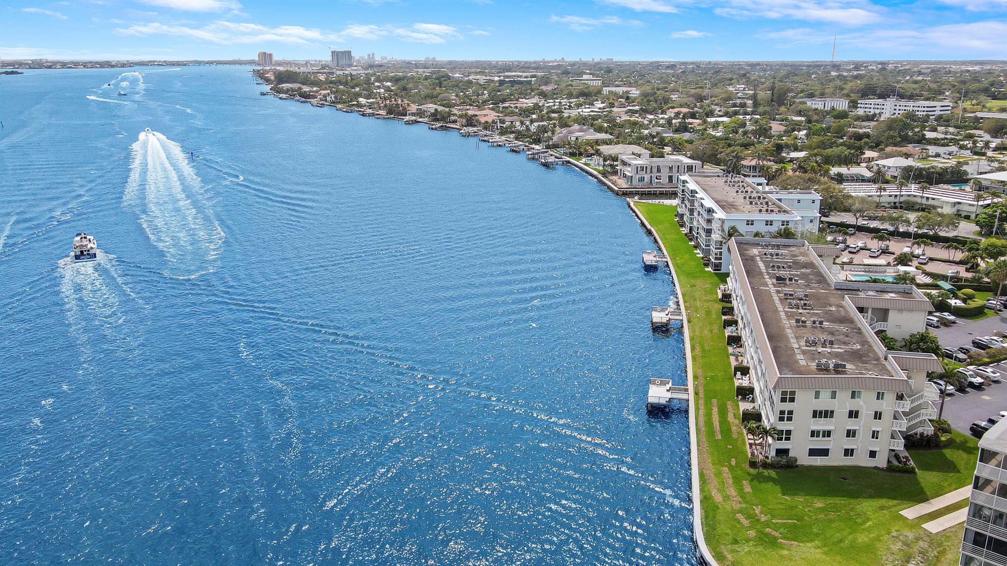 52 Yacht Club Drive 402