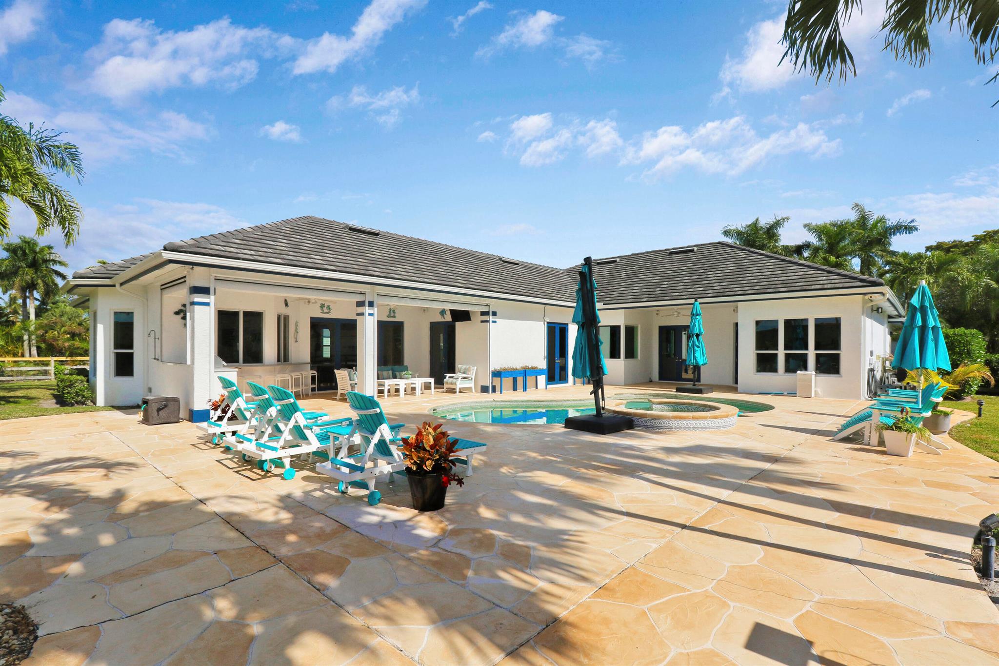 8369 Man O War Road
