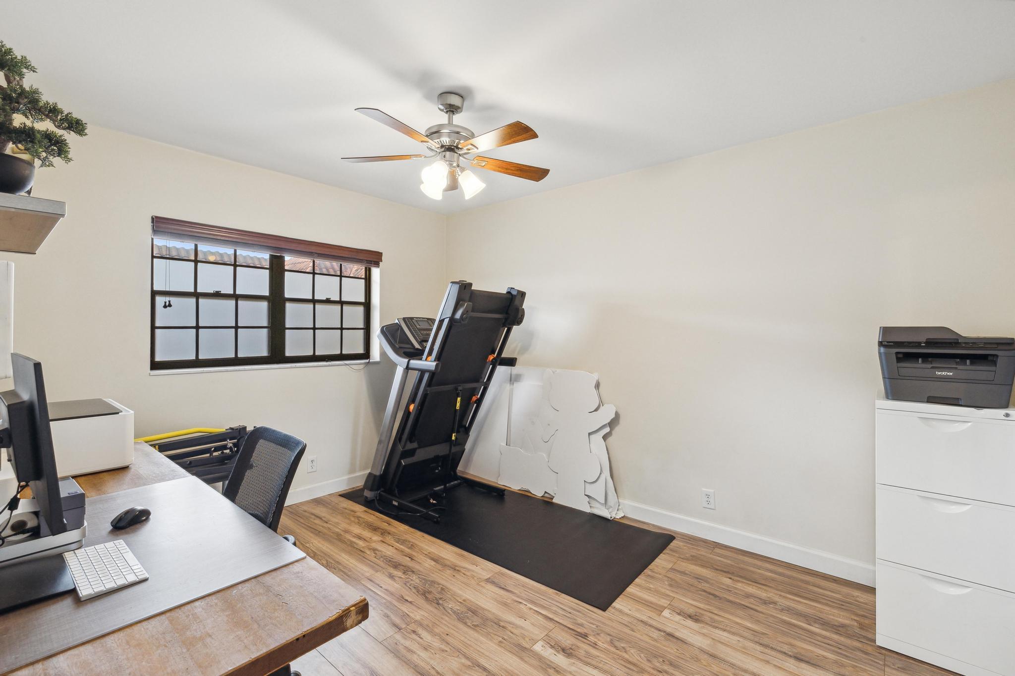 917 NE 16th Avenue 15