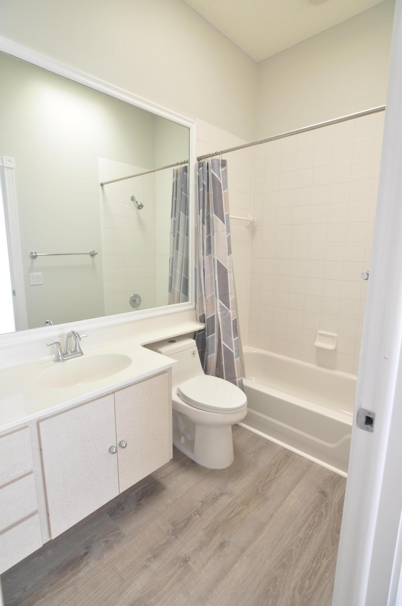 393 Kelsey Park Drive