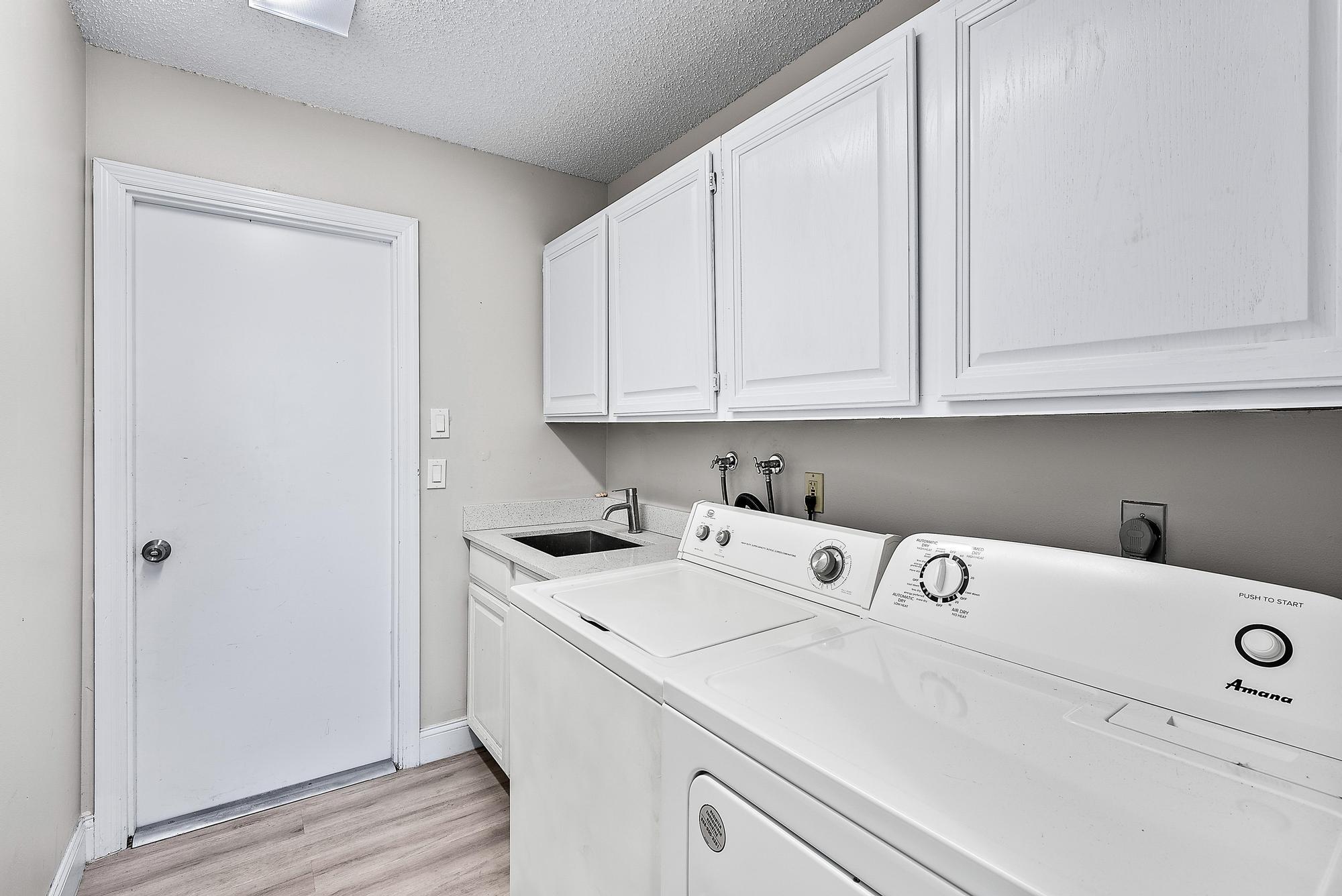 2001 SE Hanford Road