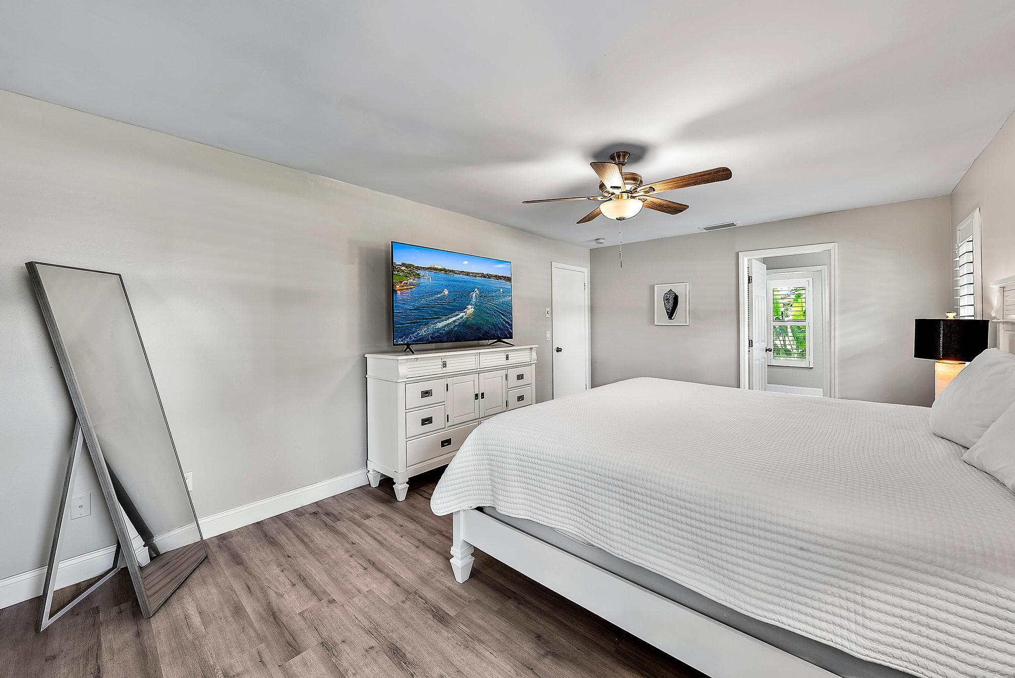 2001 SE Hanford Road