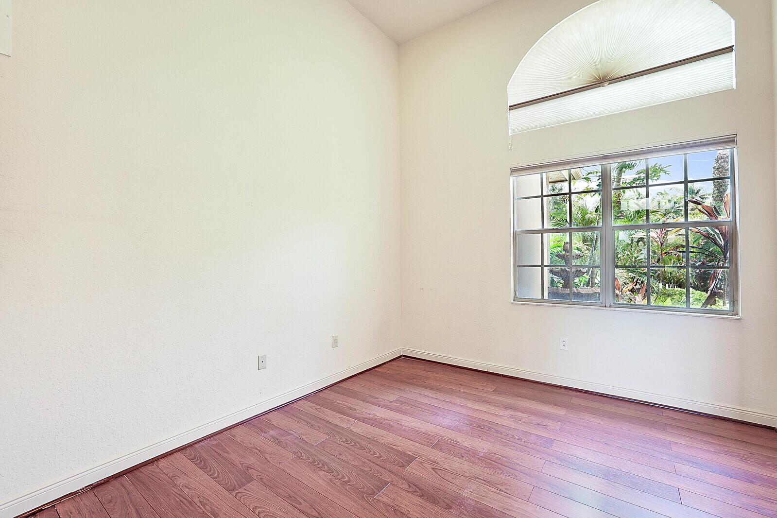 8684 Baystone Cove