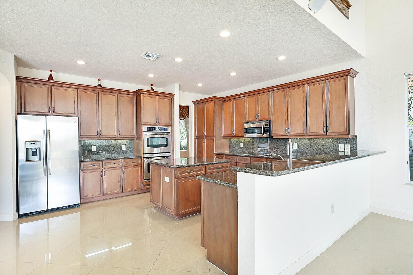 8684 Baystone Cove