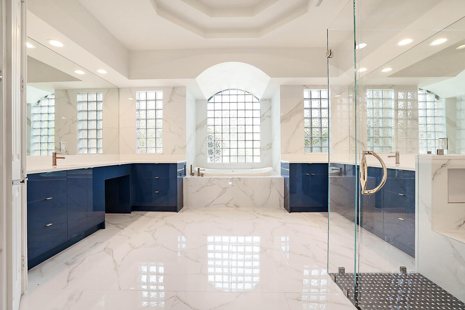 8684 Baystone Cove