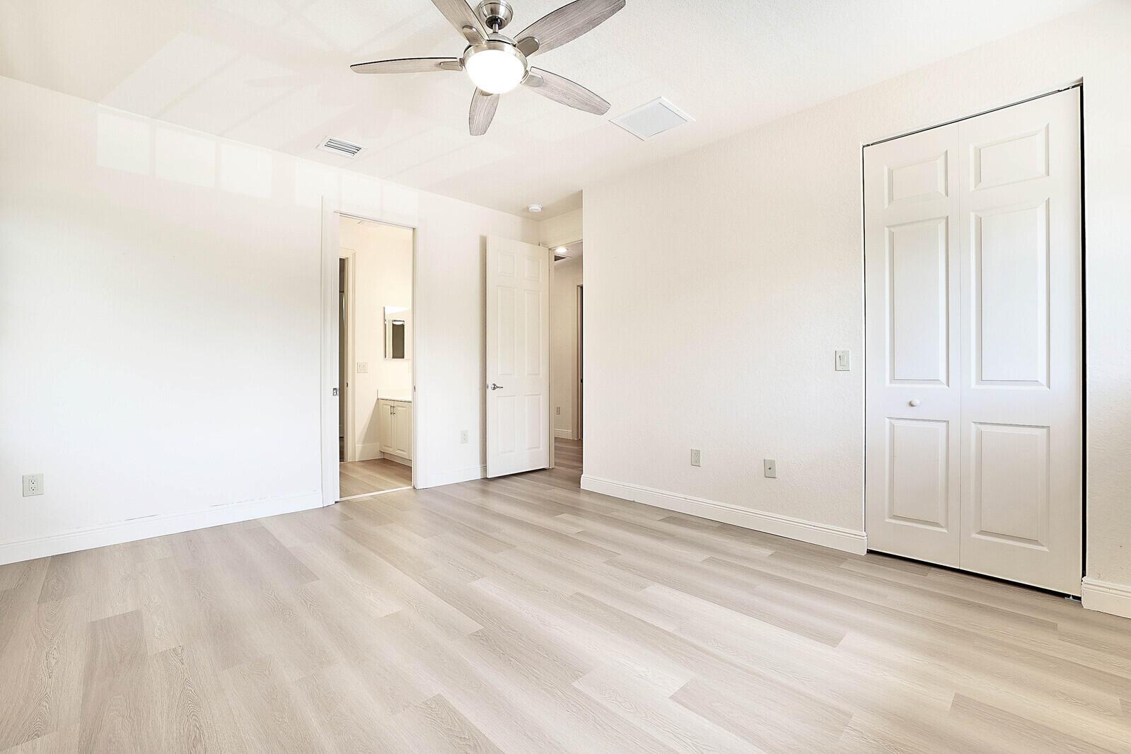 8684 Baystone Cove